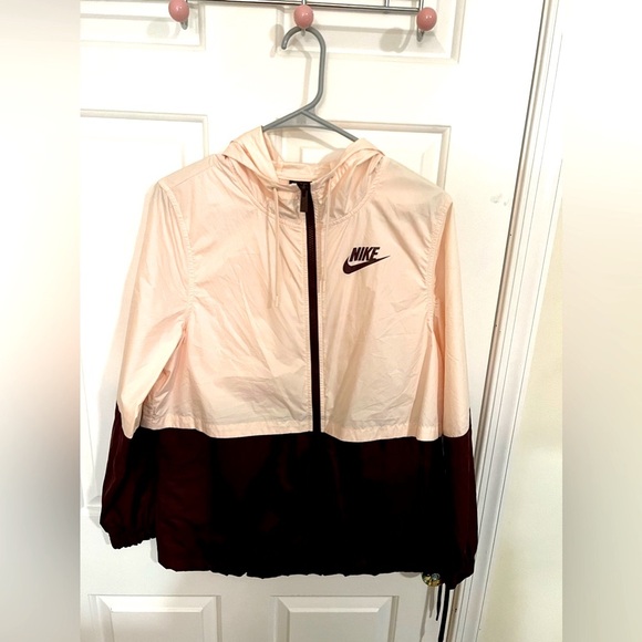 Nike‎ Windbreaker Jacket - Picture 1 of 6